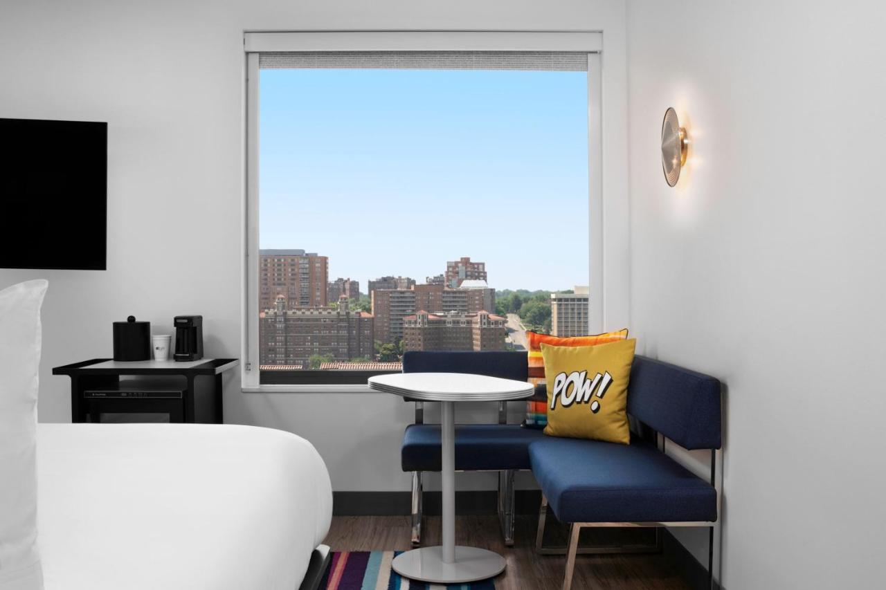 Aloft Kansas City Country Club Plaza Bagian luar foto