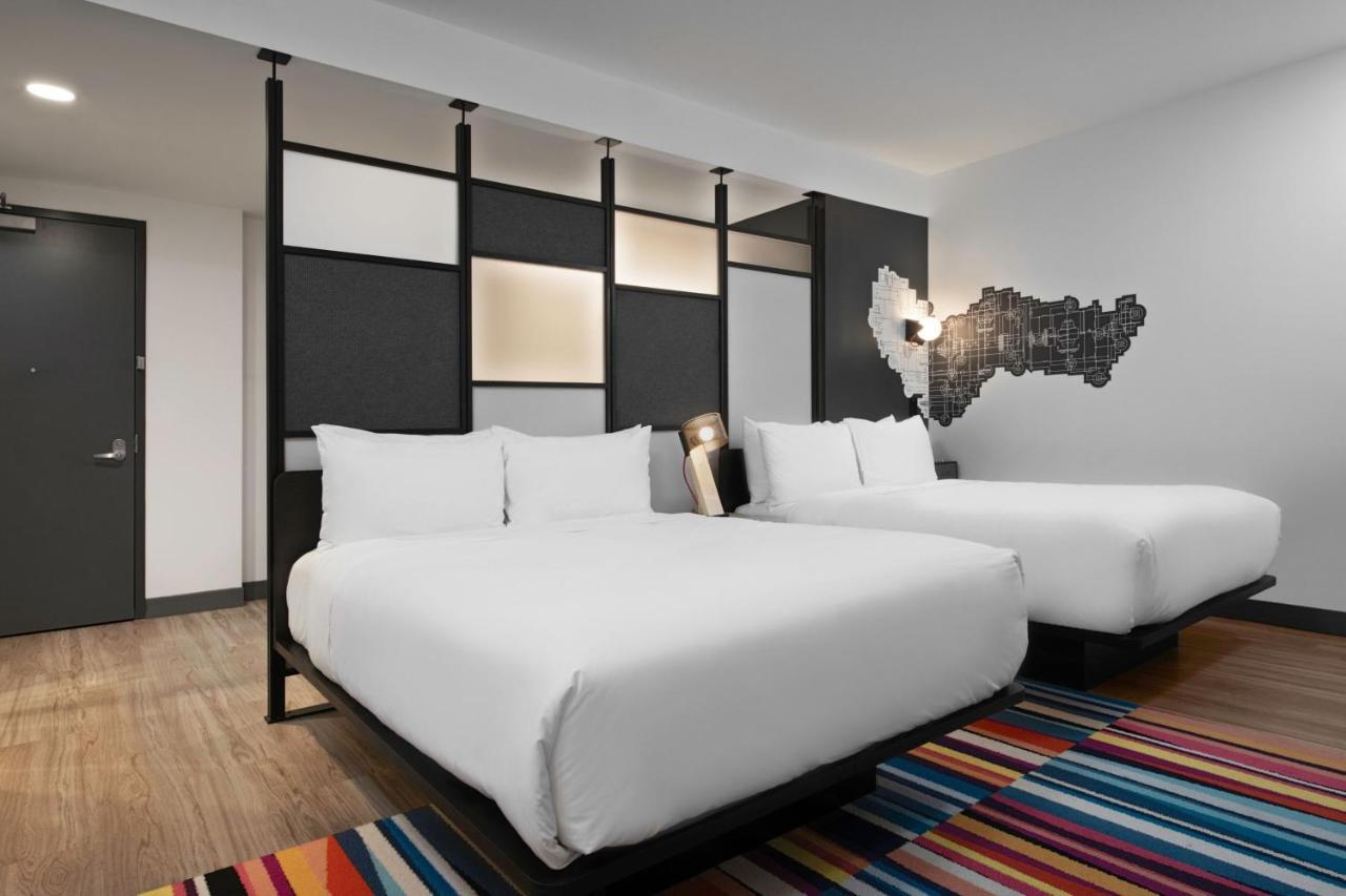 Aloft Kansas City Country Club Plaza Bagian luar foto