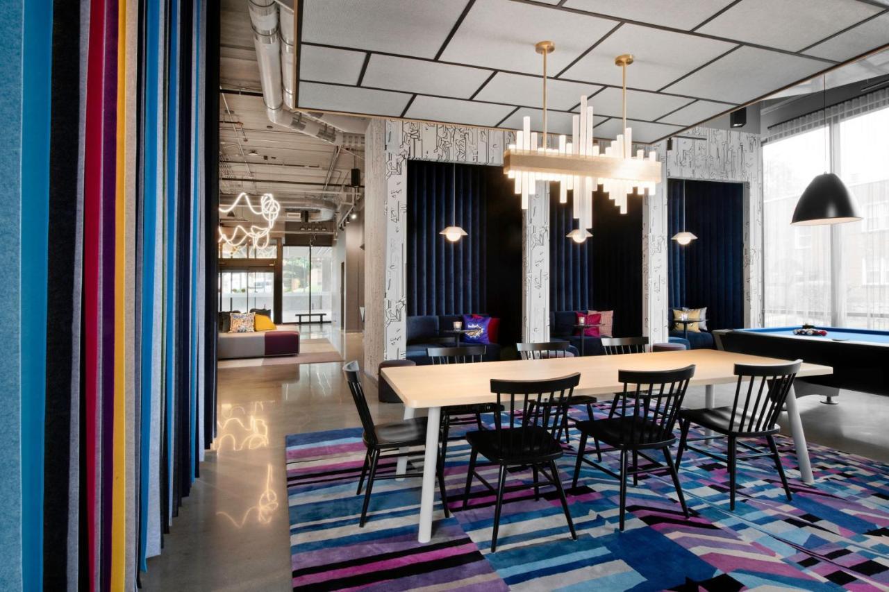 Aloft Kansas City Country Club Plaza Bagian luar foto